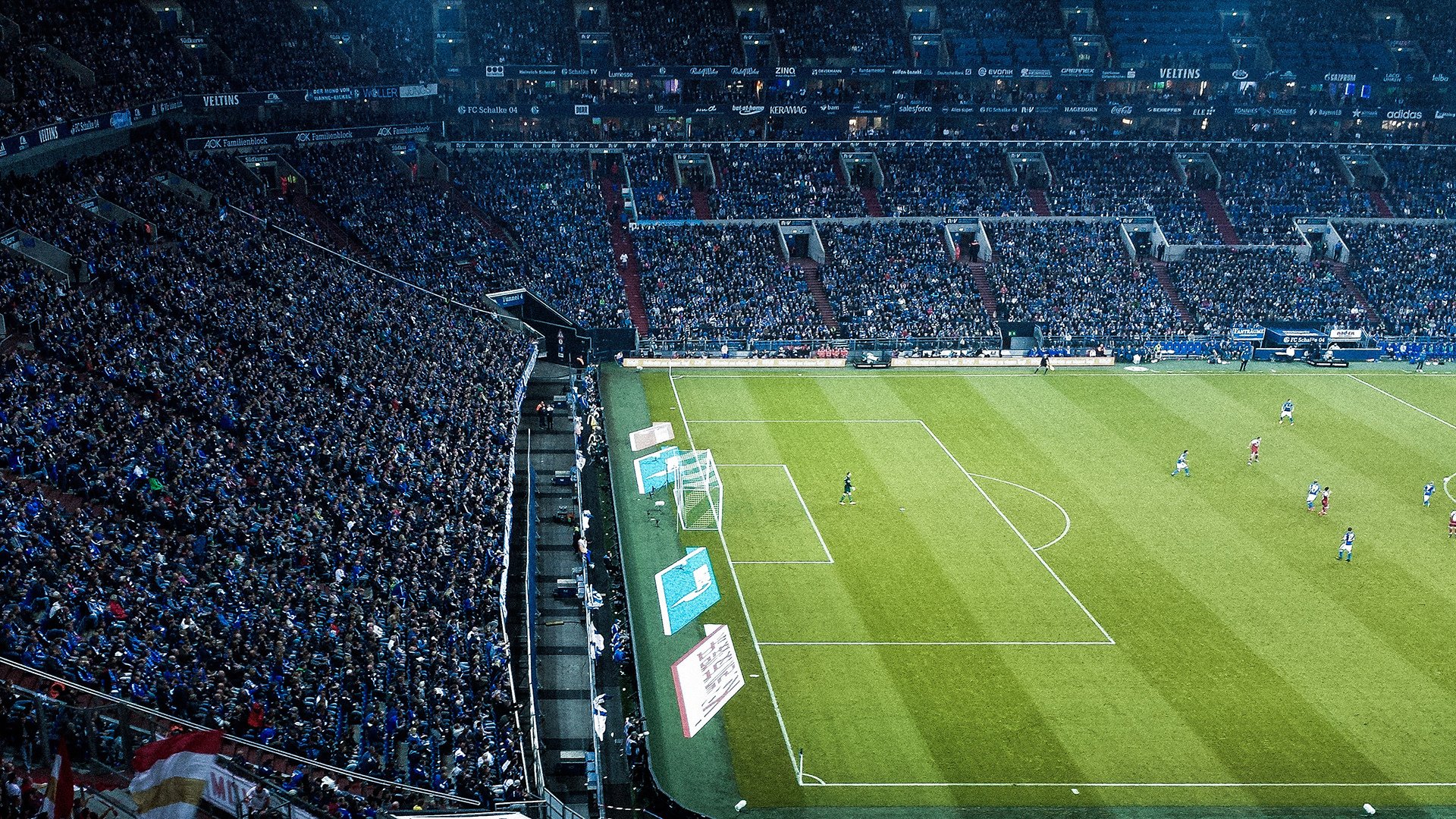 九游下载安装-青少年足球“多元+特色”赛事布局不断优化，行业活力持续释放，青少年足球普及