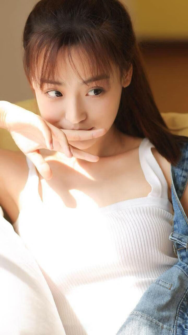 太阳完封独行侠,常规赛巅峰对决中杜兰特双手暴扣点燃全场,杜兰特33分篮网轻取太阳