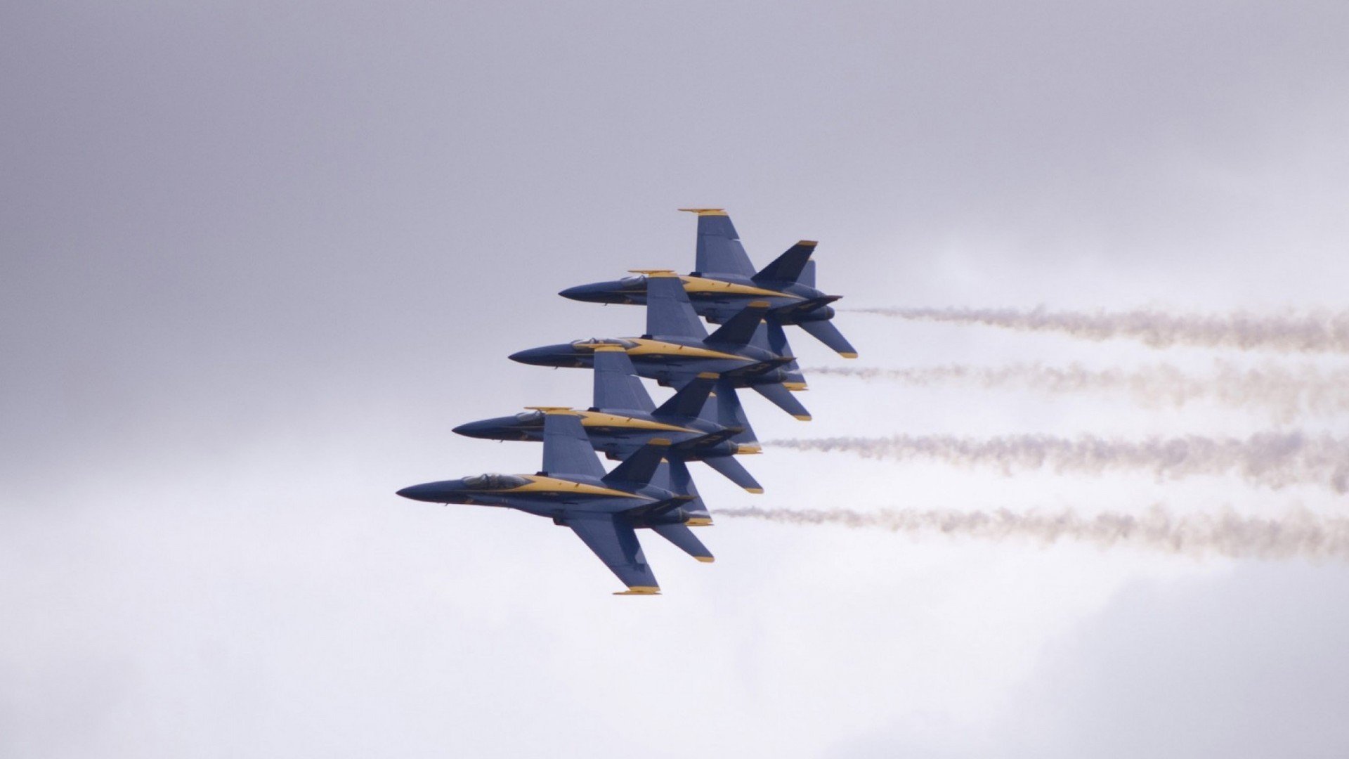 巴萨抢得主场胜利，梅西梅开二度，巴萨向梅西开出新报价