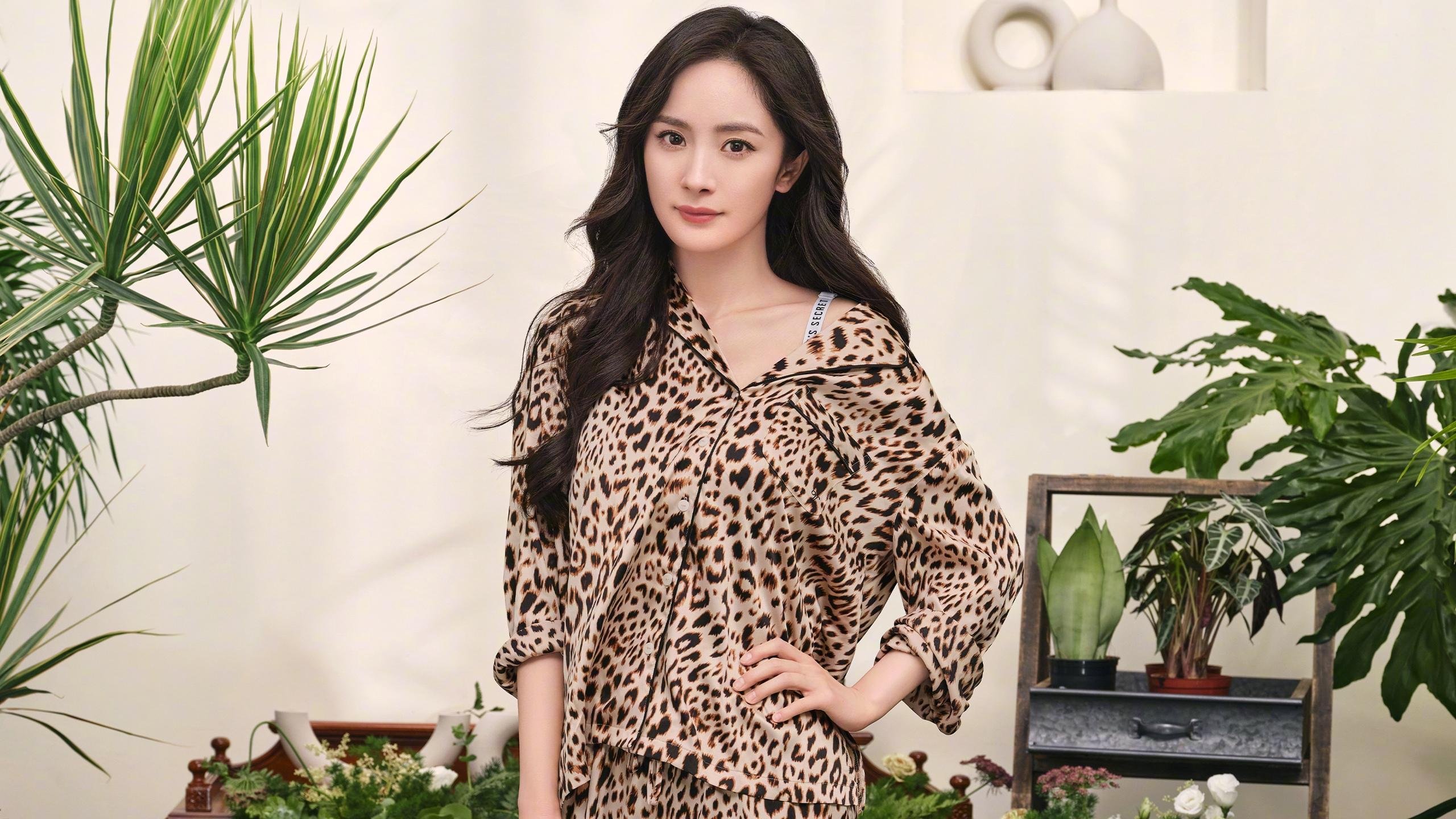 九游娱乐(jiuyou)官网-荷兰队在国家联赛中4-0大胜匈牙利，晋级四分之一决赛。，荷兰4比0西班牙